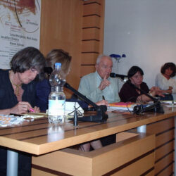 Presentazione di Oltre la danza macabra No alla guerra, no al terrorismo - 09/06/2004 Manuela Fraire, Pietro Ingrao, Luisa Morgantini