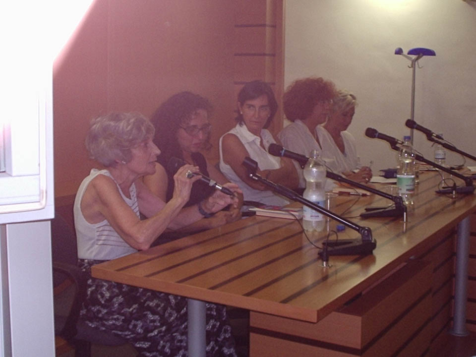Presentazione di Principesse Azzurre 2 - 08/07/2004 Adele Cambria, Delia Vaccarello, Valeria Viganò, Maria Rosa Cutrufelli e Barbara Alberti