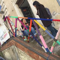 Urban knitting ingresso Via della Lungara - 27/03/2019